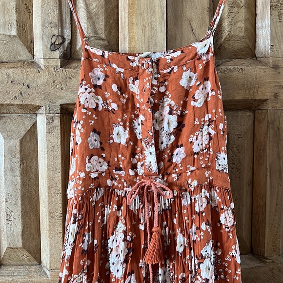 Spell dress and matching bralette - Picture 3 of 5